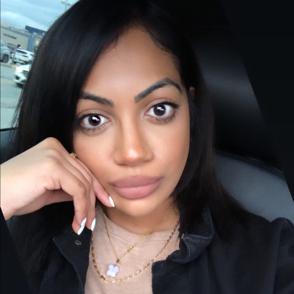 Meet your Posher, Shabana - Picture 1 of 1